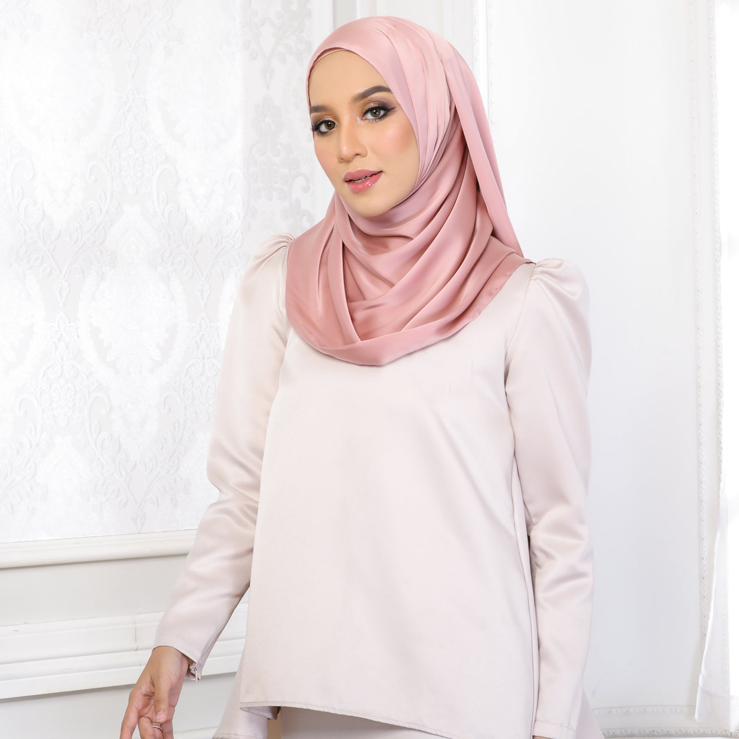 Naylie Matte Satin Silk Shawl - Rose Gold