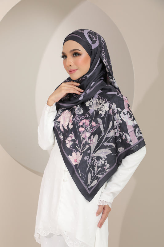 Chaînes Des Fleurs - Midnight