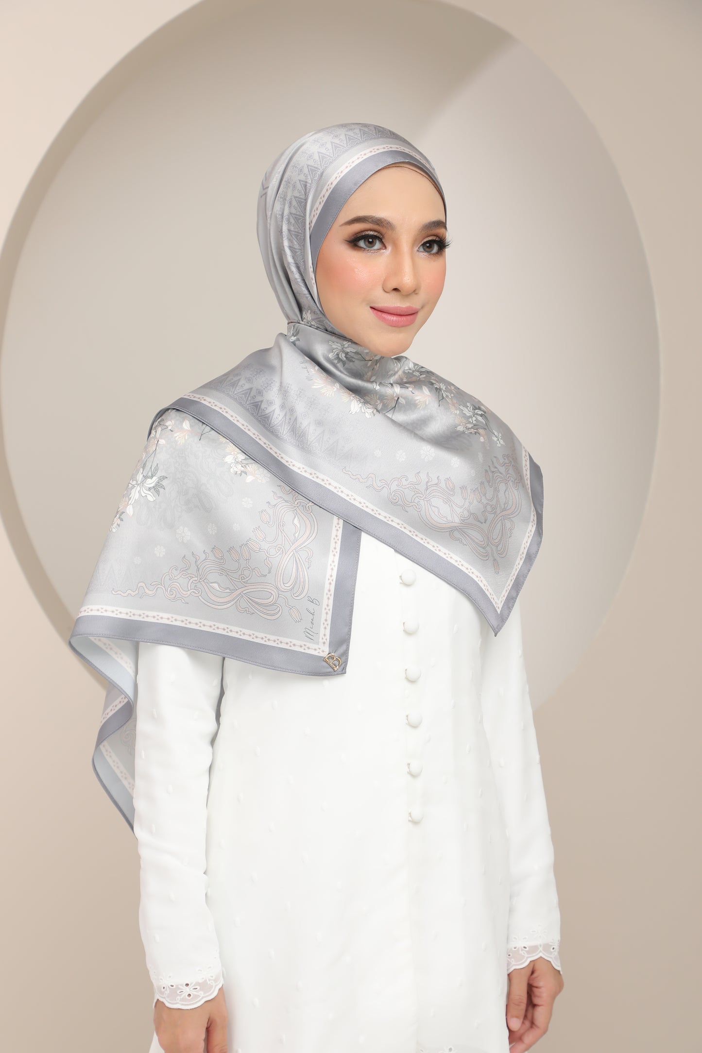 Songket Affair Shawl - Grey